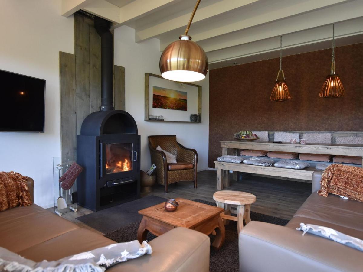 Holiday Home In Reutum Weerselo With Jacuzzi Beekdorp Екстериор снимка